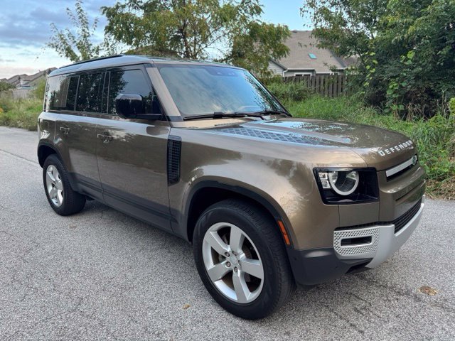 Used 2023 Land Rover Defender 110 S AWD/4WD image 6