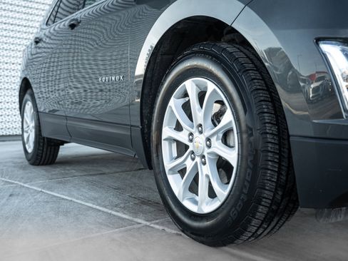 Used 2018 Chevrolet Equinox LT image 27