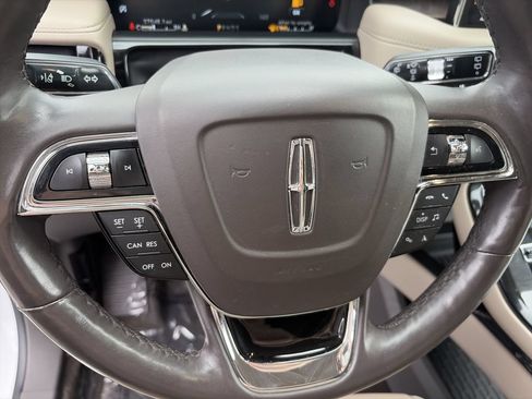 Certified 2023 Lincoln Nautilus Reserve AWD/4WD image 21
