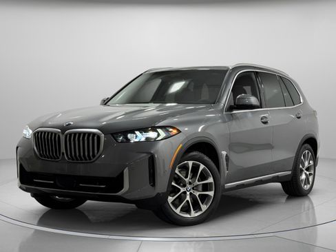 Used 2026 BMW X5 xDrive40i image 2