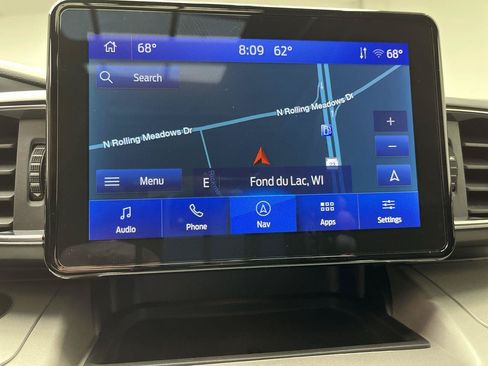 Used 2023 Ford Explorer XLT w/ Equipment Group 202A AWD/4WD image 5