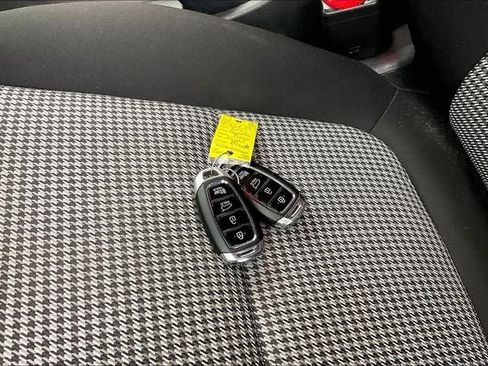 Used 2021 Hyundai Kona Night AWD/4WD image 13