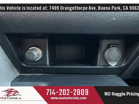 Used 2013 Toyota Sequoia Platinum RWD image 42