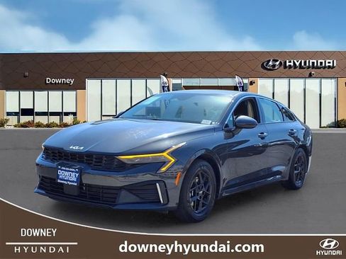 Used 2025 Kia K5 LXS FWD image 1