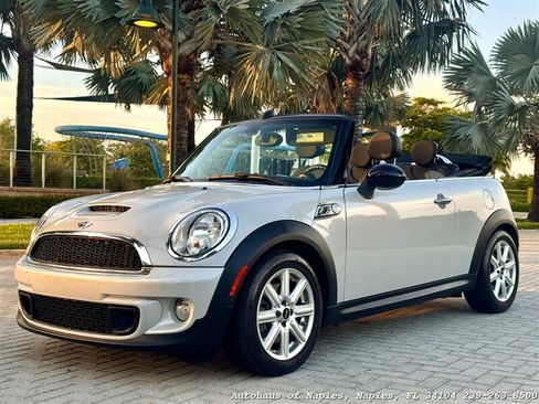 Used 2013 MINI Cooper S FWD image 3
