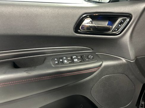 Used 2025 Dodge Durango GT AWD/4WD image 14
