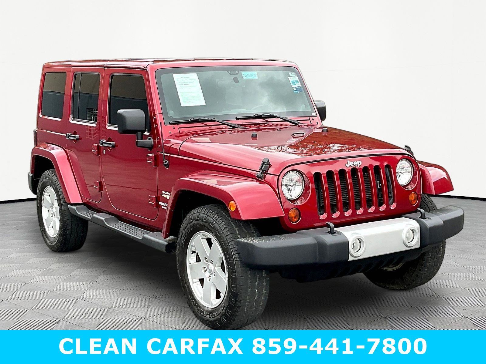 Used 2012 Jeep Wrangler Unlimited Sahara w/ Connectivity Group AWD/4WD image 3
