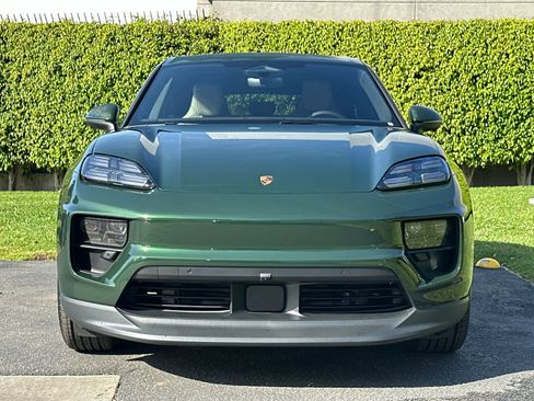New 2026 Porsche Macan Electric RWD image 11