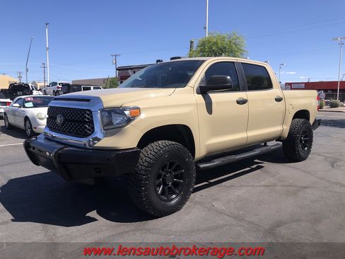 Used 2019 Toyota Tundra SR5 w/ SR5 Upgrade Package image 5