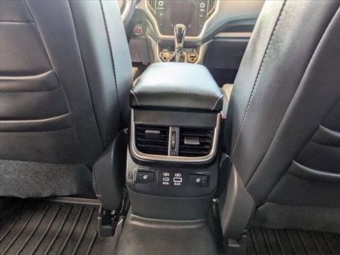 Used 2023 Subaru Outback Touring XT AWD/4WD image 12