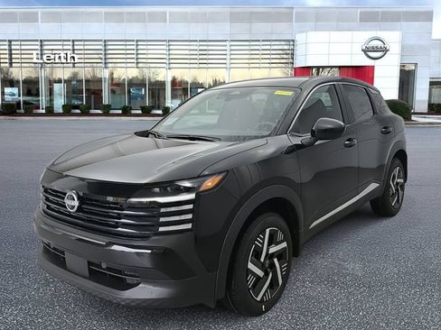 Certified 2025 Nissan Kicks SV FWD image 1