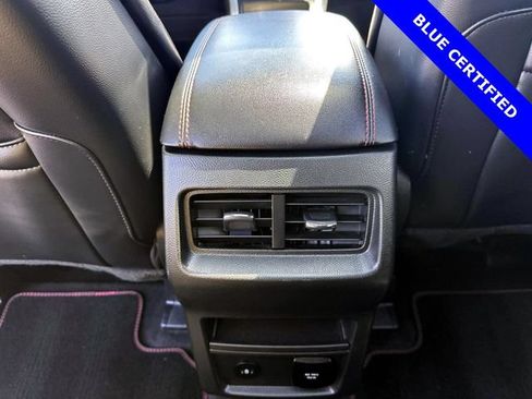 Certified 2024 Ford Edge ST-Line AWD/4WD image 10