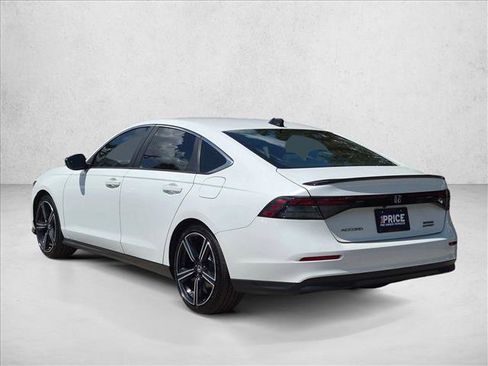 Used 2023 Honda Accord Sport image 8