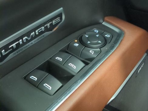 Used 2022 GMC Sierra 1500 Denali Ultimate image 31