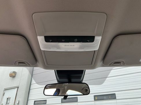 Used 2025 Nissan Altima 2.5 SV image 16