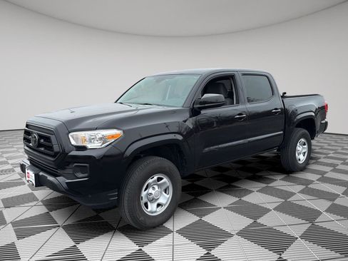 Used 2023 Toyota Tacoma SR image 21