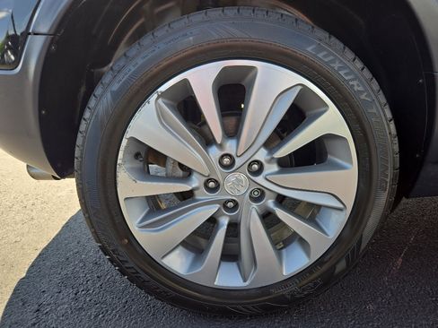 Used 2019 Buick Encore Preferred AWD/4WD image 9