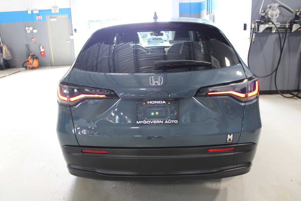 New 2027 Honda HR-V LX image 9