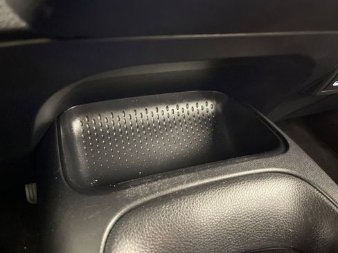 Used 2023 Toyota Corolla SE w/ SE Premium Package image 27