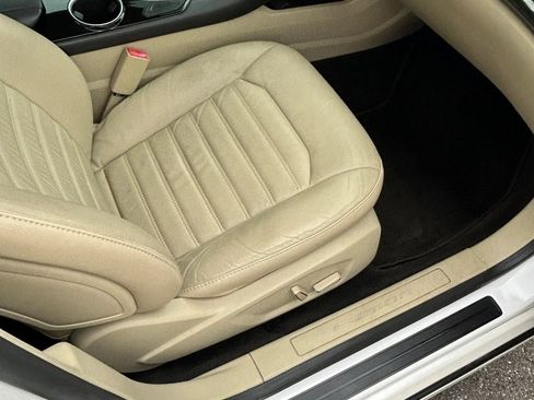 Used 2013 Ford Fusion SE image 16