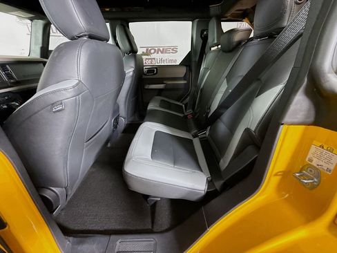 Used 2022 Ford Bronco Wildtrak image 27