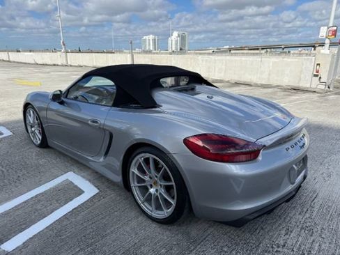 Used 2016 Porsche Boxster Spyder image 15