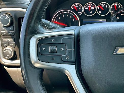 Used 2021 Chevrolet Silverado 1500 LT AWD/4WD image 10