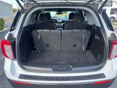 Used 2020 Ford Explorer XLT RWD image 31
