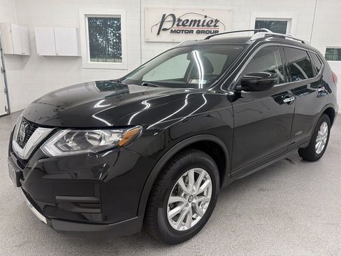 Used 2018 Nissan Rogue SV AWD/4WD image 1