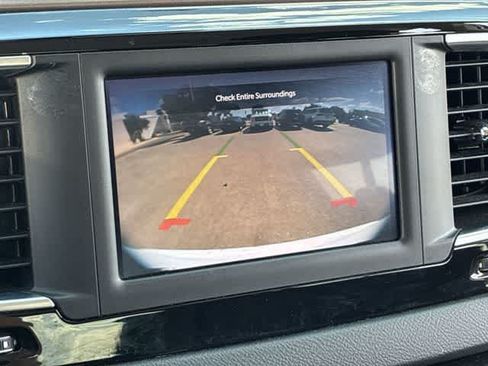 Used 2023 Chrysler Voyager LX FWD image 30