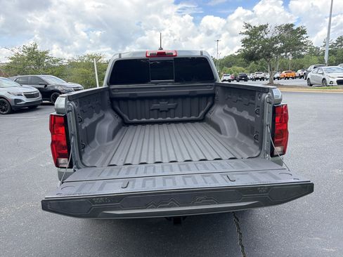 Used 2023 Chevrolet Colorado Trail Boss w/ Technology Package AWD/4WD image 18