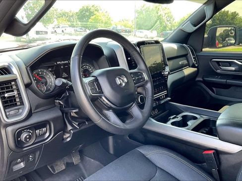 Used 2025 RAM 1500 Big Horn AWD/4WD image 13