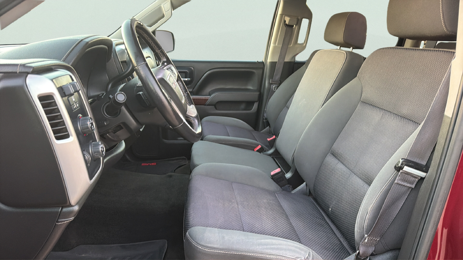 Used 2014 GMC Sierra 1500 SLE w/ SLE Value Package AWD/4WD image 9