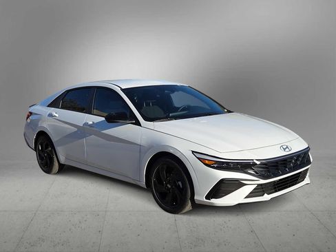 New 2026 Hyundai Elantra Sport image 2