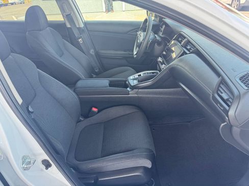 Used 2022 Honda Insight EX image 12