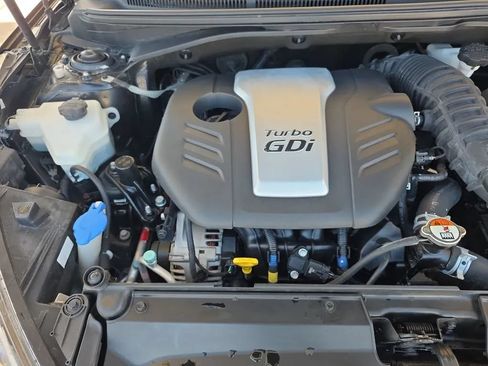 Used 2017 Hyundai Veloster Turbo R-Spec FWD image 33