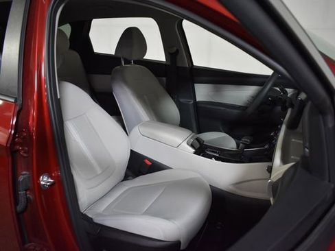 Used 2025 Hyundai Tucson SEL FWD image 33
