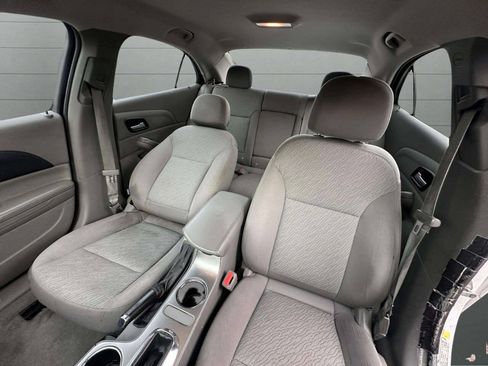 Used 2015 Chevrolet Malibu LS FWD image 19