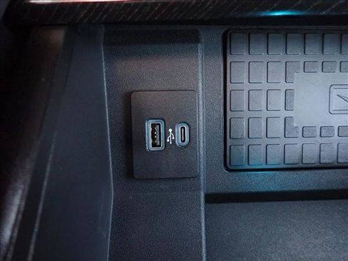 Used 2021 Ford F350 Platinum image 22