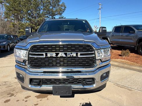 Used 2024 RAM 2500 Big Horn w/ Bed Utility Group image 3