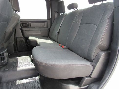 Used 2024 RAM 3500 Tradesman w/ Chrome Appearance Group AWD/4WD image 30