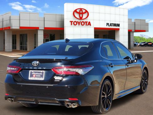 Used 2023 Toyota Camry XSE w/ Navigation Package image 4