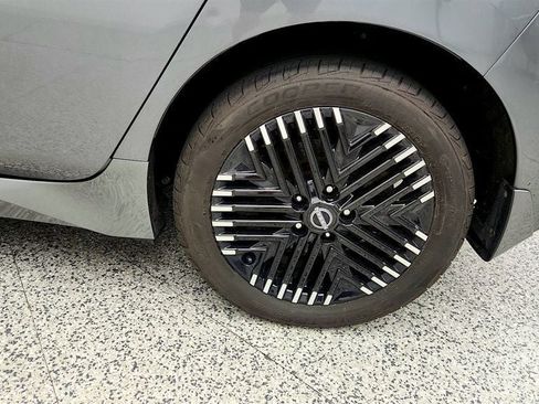 Used 2023 Nissan Leaf SV Plus FWD image 9