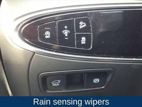 Used 2025 Genesis GV70 2.5T image 18