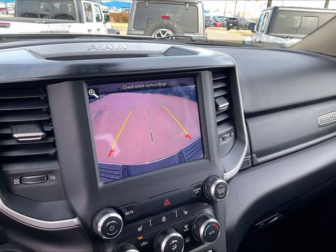 Used 2019 RAM 2500 Big Horn image 26