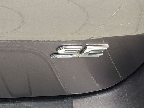 Used 2020 Toyota Sienna SE image 31