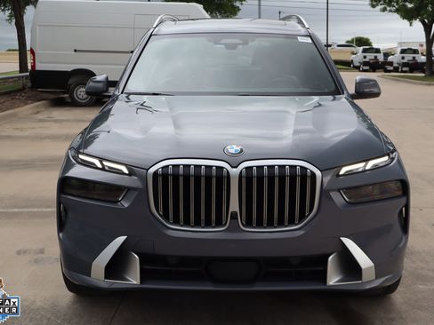 Used 2024 BMW X7 xDrive40i w/ Executive Package AWD/4WD image 9