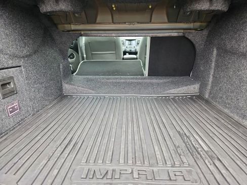 Used 2019 Chevrolet Impala LT image 30