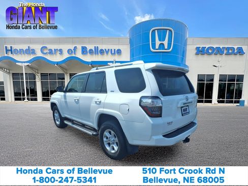Used 2017 Toyota 4Runner SR5 Premium AWD/4WD image 7