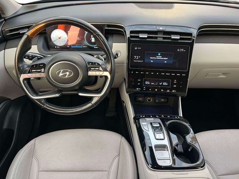 Used 2022 Hyundai Tucson Limited AWD/4WD image 16